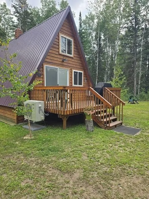 We are 22 mi from Warroad, 26 mi from Roseau, 2.3 mi from Hayes Lake State Park, Roseau exterior view