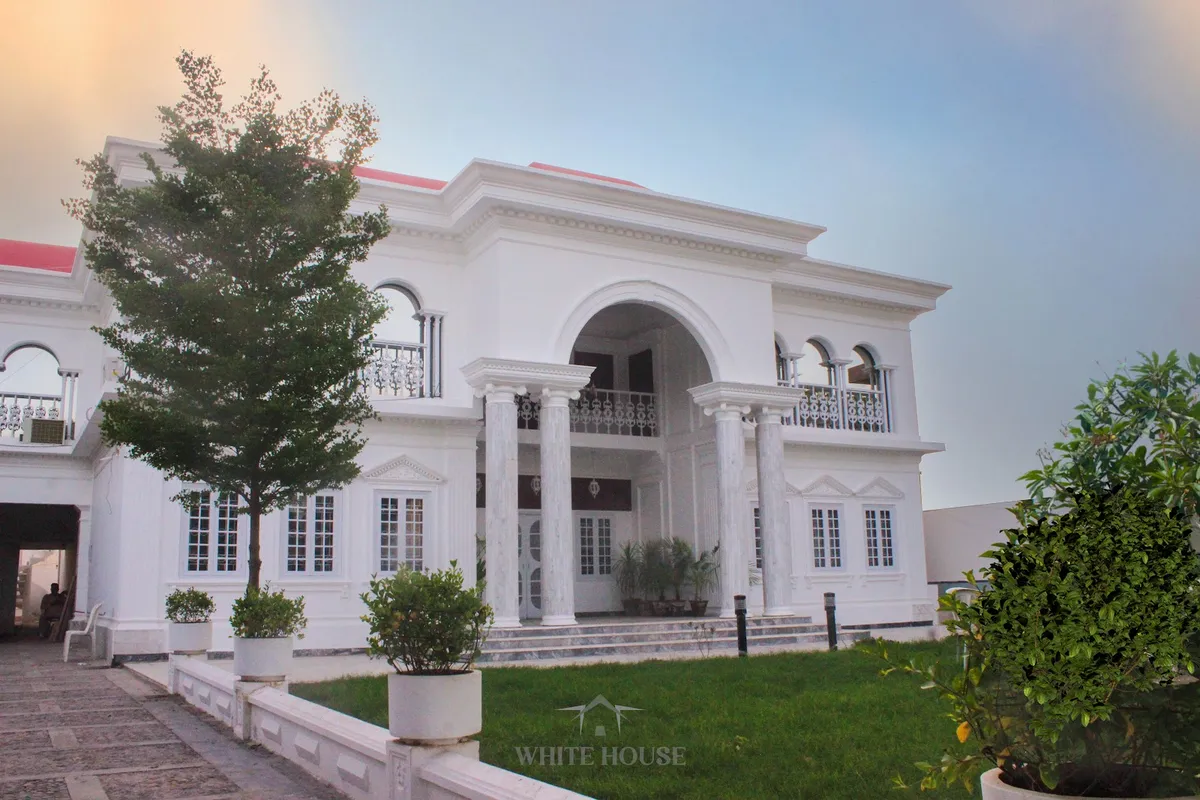 White House Karachi, Karachi exterior view