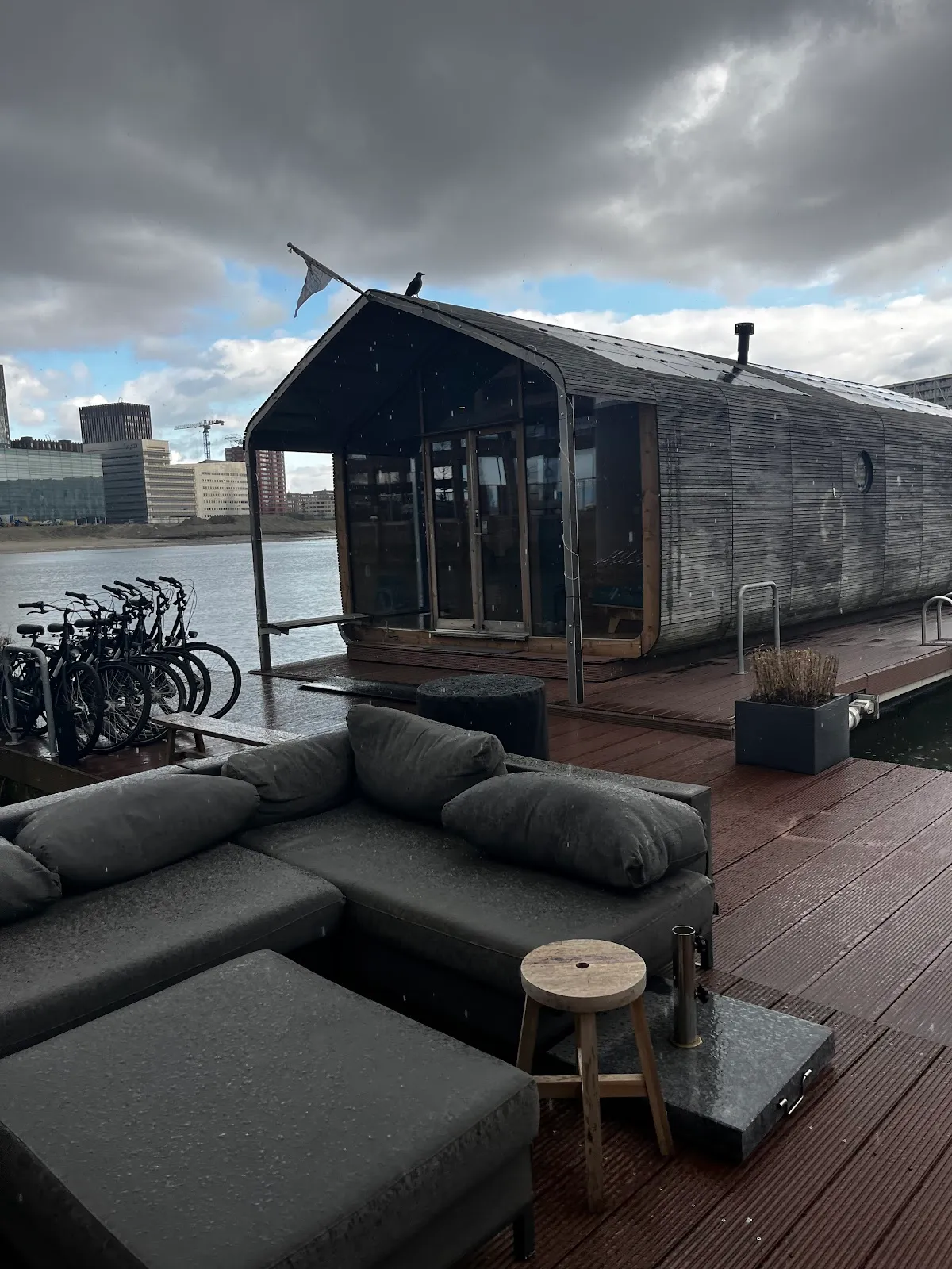 Wikkelboats Floating Rotterdam, Rotterdam exterior view