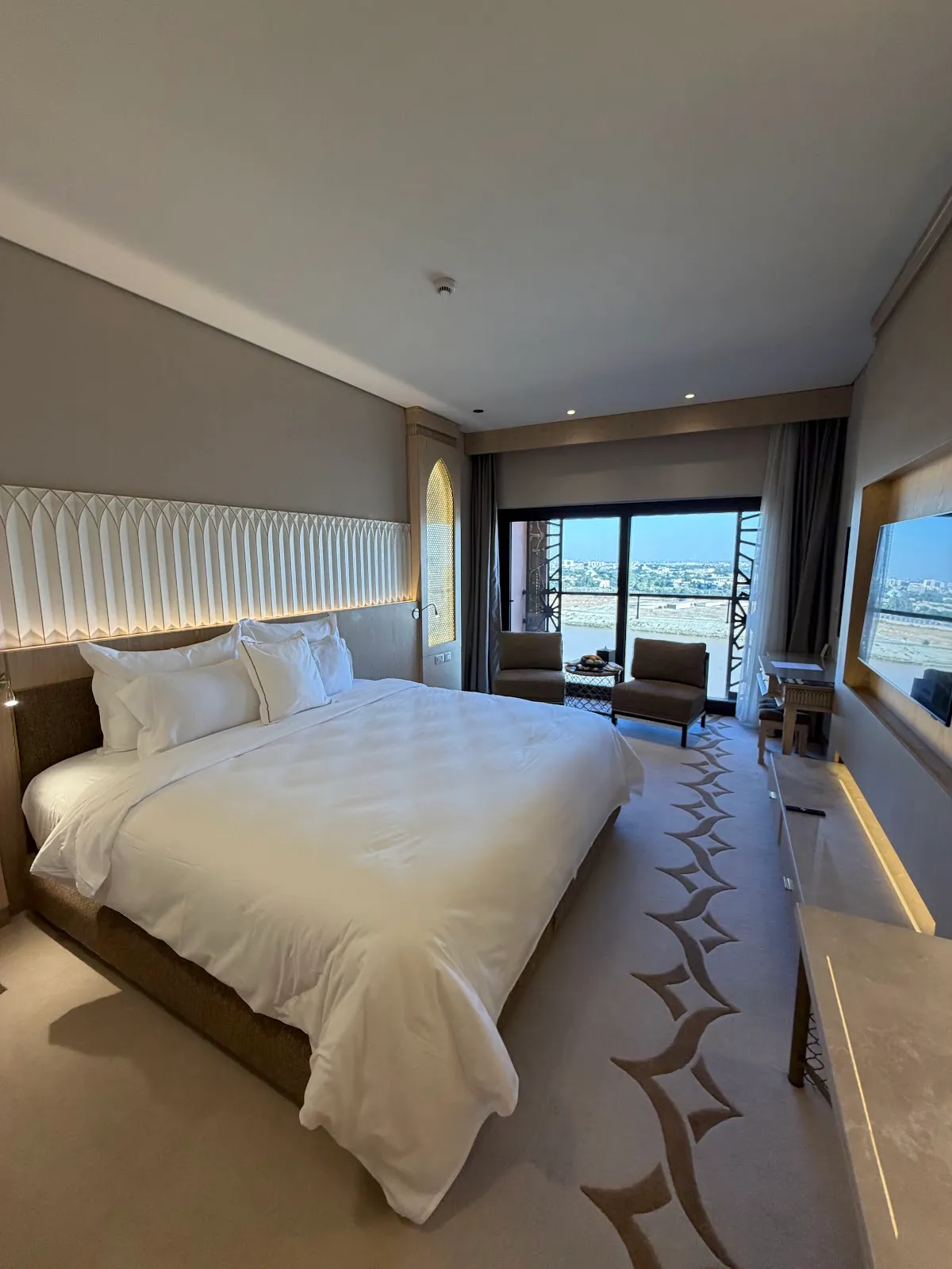 World Heart Hotel - فندق قلب العالم, Baghdad exterior view