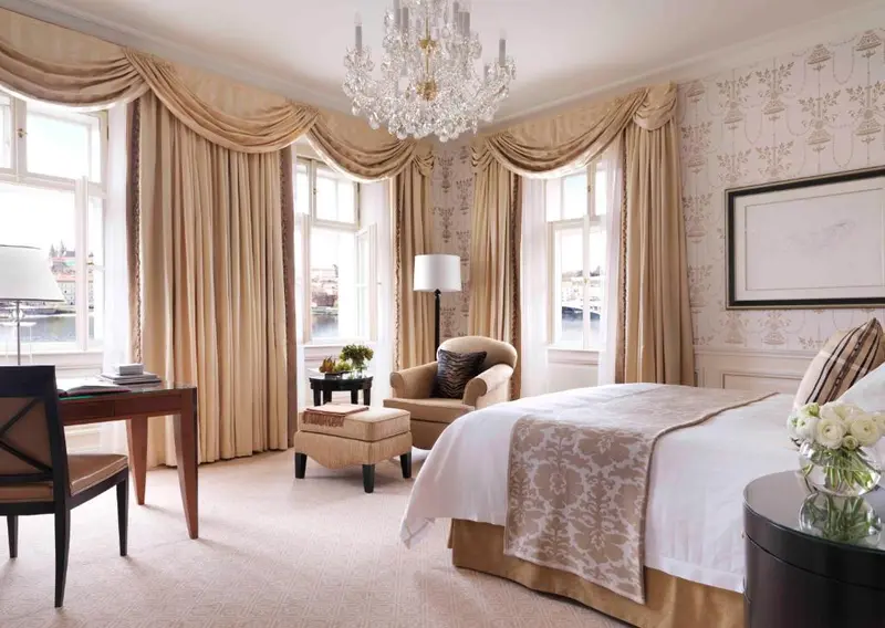 Interior de Four Seasons Hotel Prague em Old Town, Prague