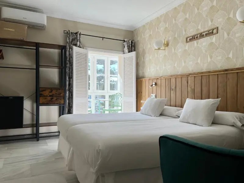 Hostal Alameda hotel interior