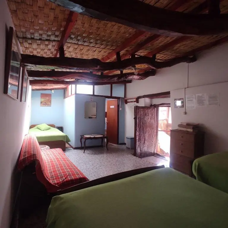 Hostal Sonchek hotel interior