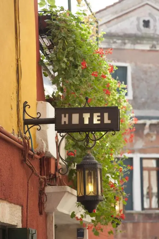 Hotel Dalla Mora hotel in Venice