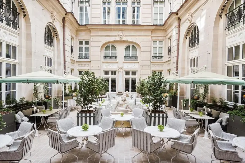 Hôtel de Crillon em Place de la Concorde, Paris