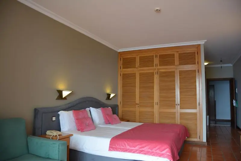 Hotel Jardim Atlantico hotel interior