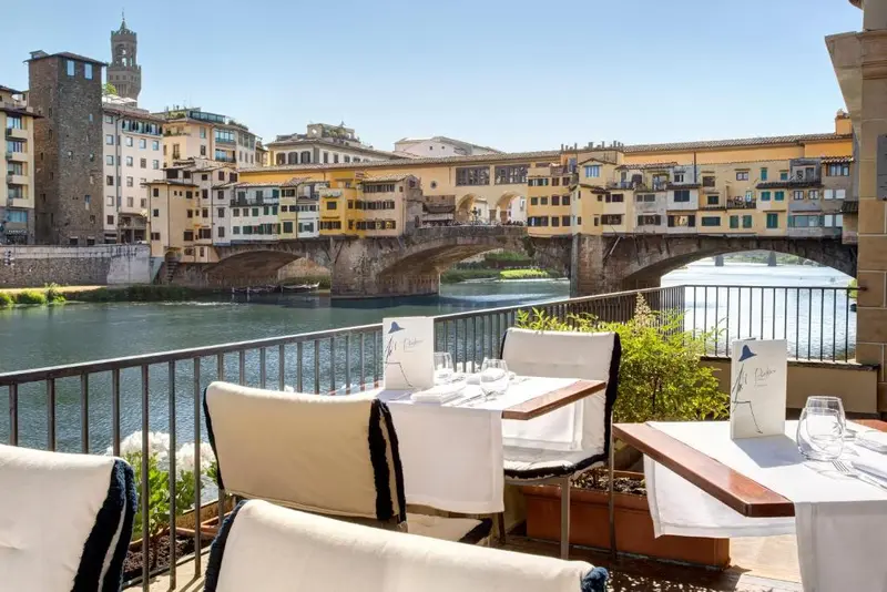 Interior de Hotel Lungarno em Oltrarno, Florence
