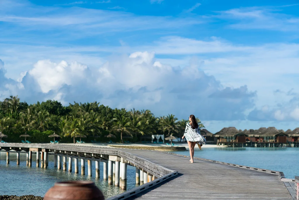 Anantara Veli Maldives Resort hotel interior