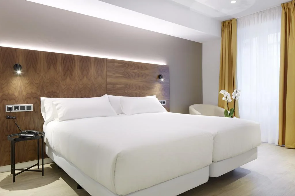 Arrizul Congress hotel interior