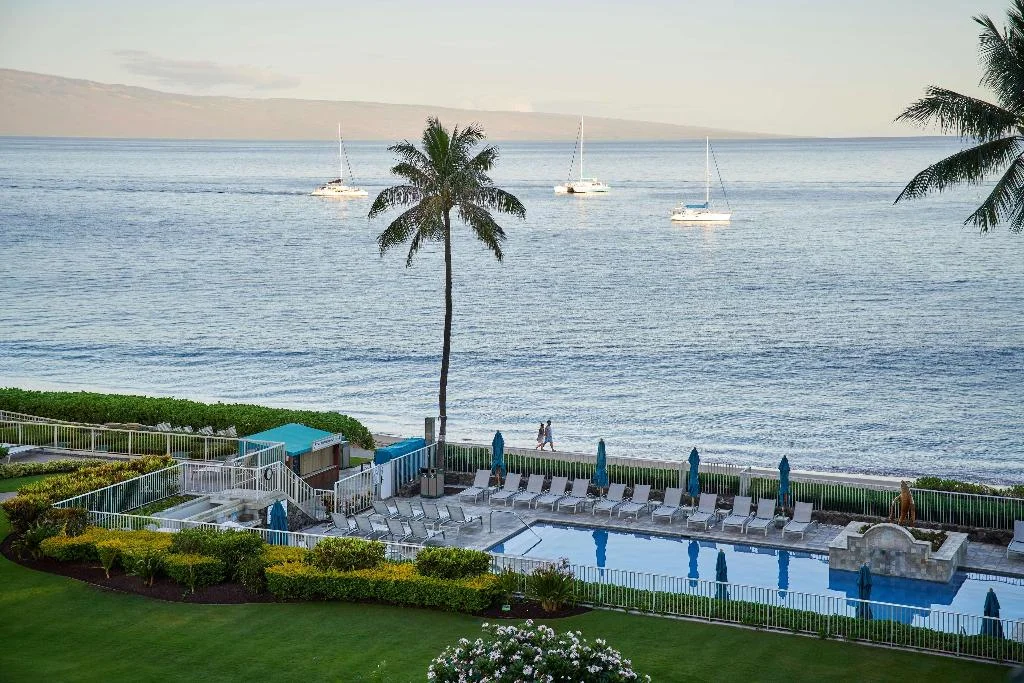 Aston at the Whaler on Kaanapali Beach hotel interior