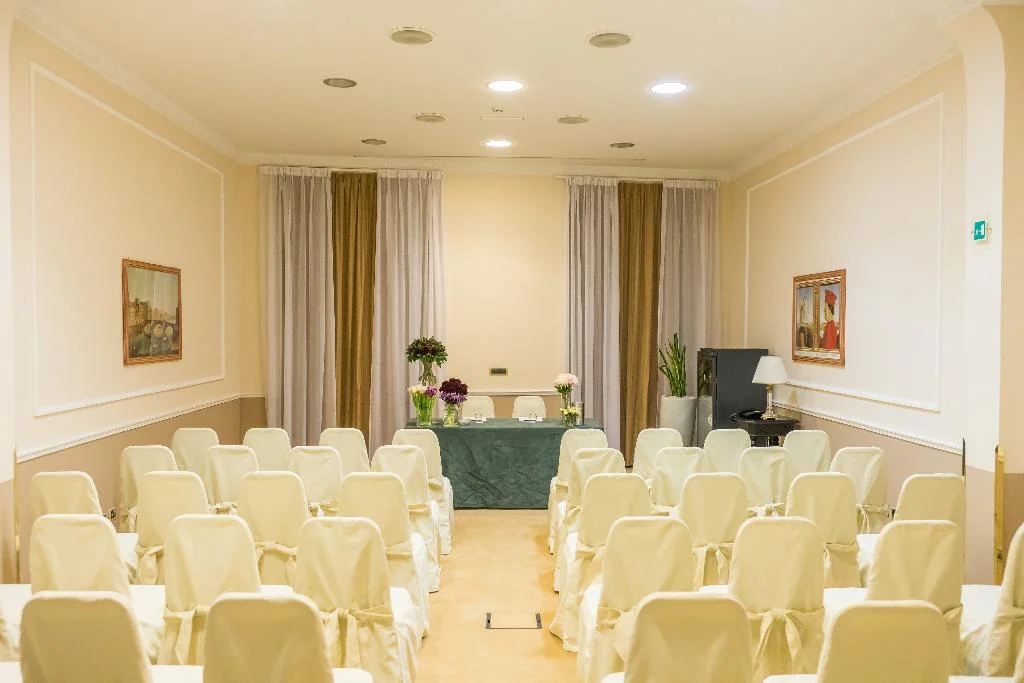 Bernini Palace hotel interior