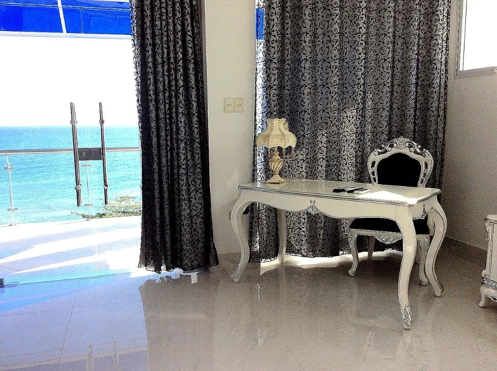 Bohol Beach Club hotel interior