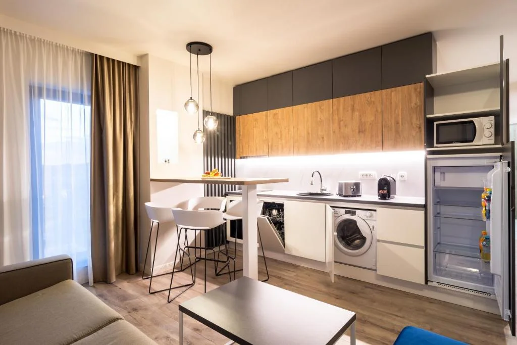 Bon Aparthotel hotel interior