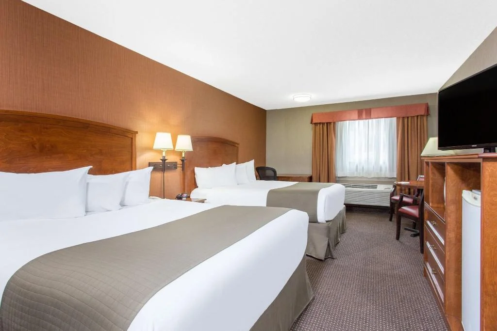 Canmore Hotel hotel interior