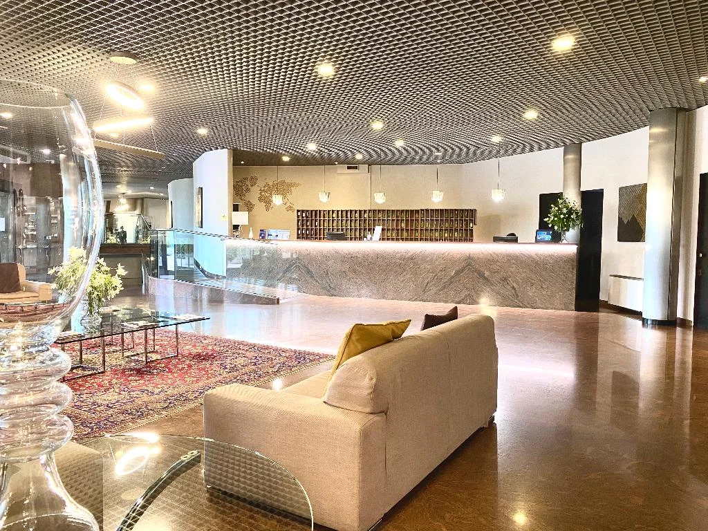 Castelli Hotel hotel interior