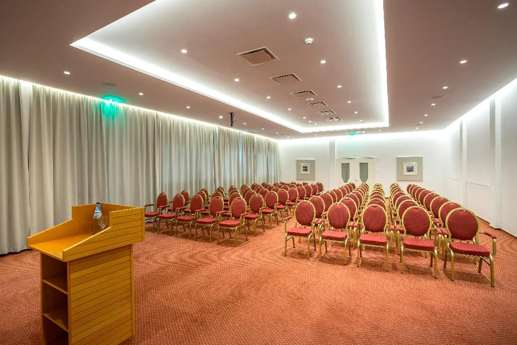 Cavo Maris Beach Hotel hotel interior
