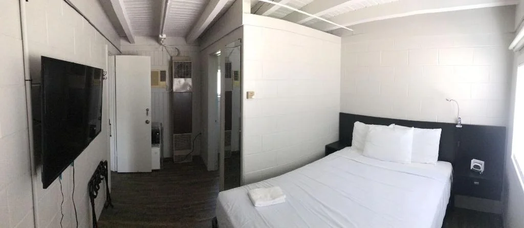 Cedar Inn hotel interior