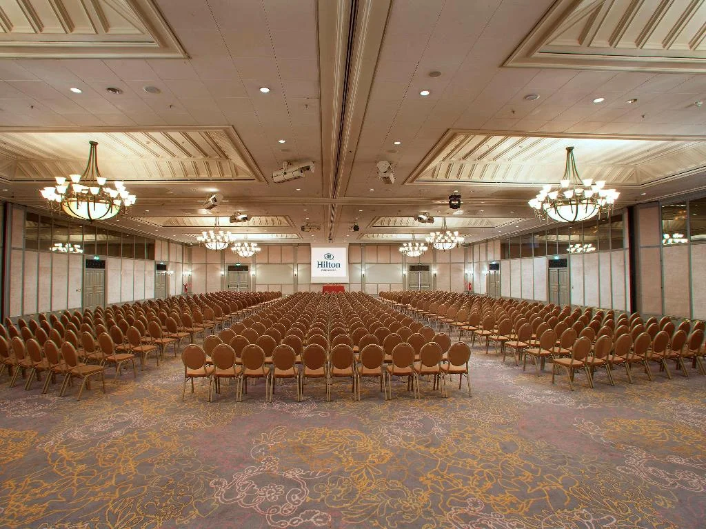 City Hotel Nicosia hotel interior