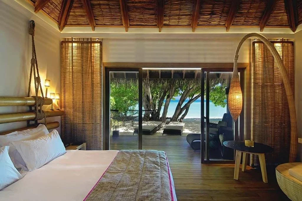 Constance Moofushi hotel interior