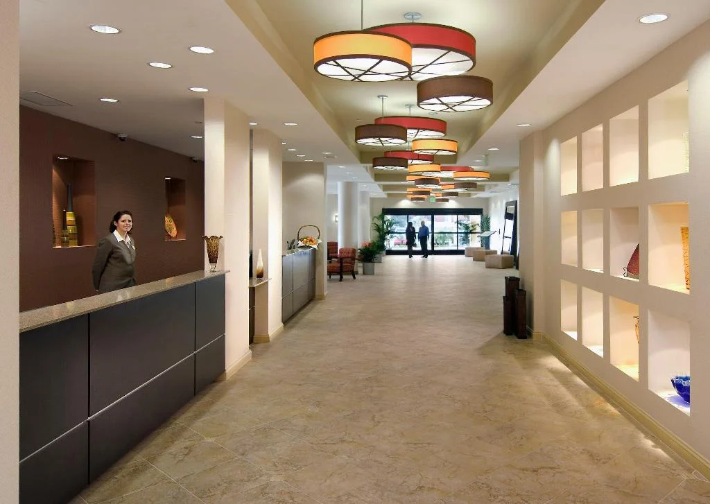 Crowne Plaza Coogee Beach hotel interior