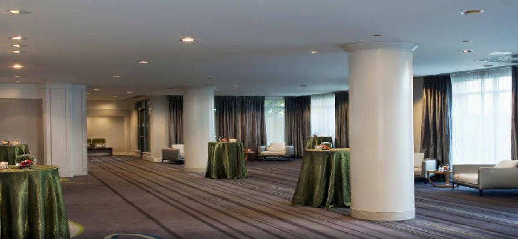 Delta Hotels Victoria Ocean Pointe Resort hotel interior