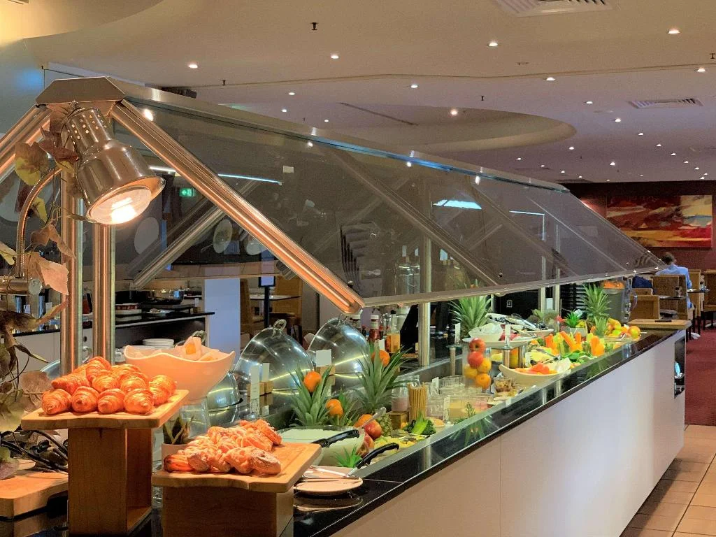 DoubleTree by Hilton Esplanade Darwin hotel interior