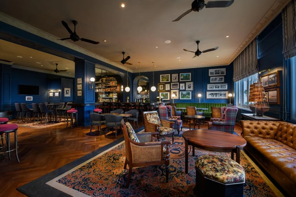 Eastern and Oriental Hotel hotel interior