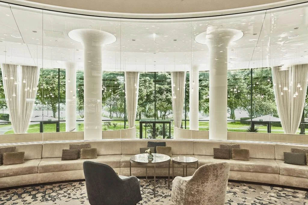 Interior de The Fontenay em Rotherbaum, Hamburg