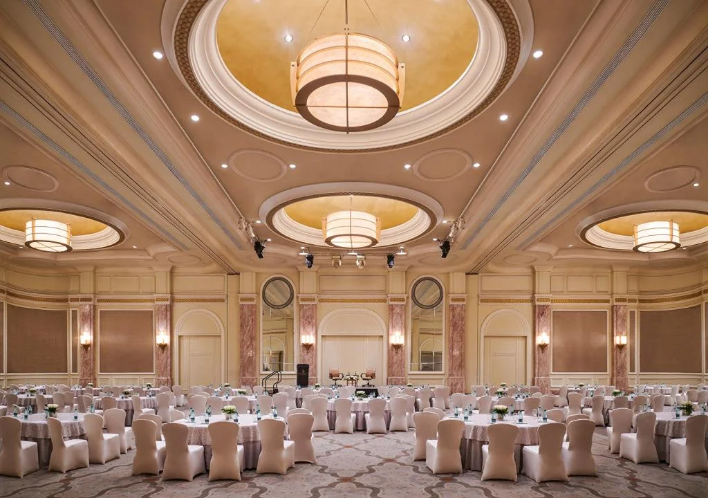 Four Seasons Hotel Cairo at Nile Plaza hotel interior