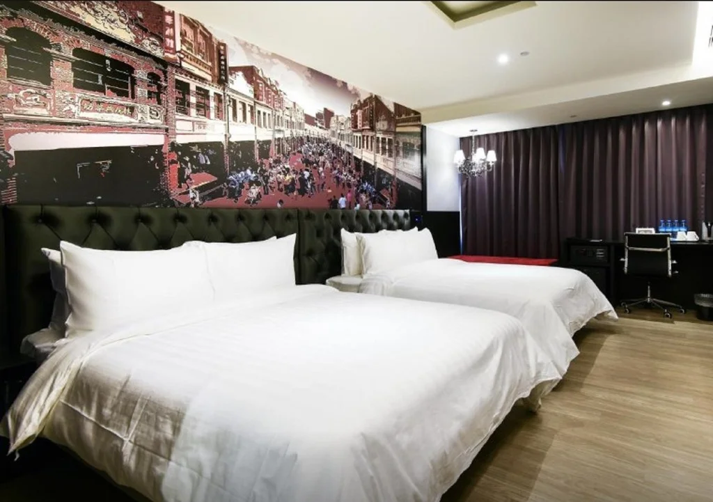 FX Hotel Tainan hotel interior