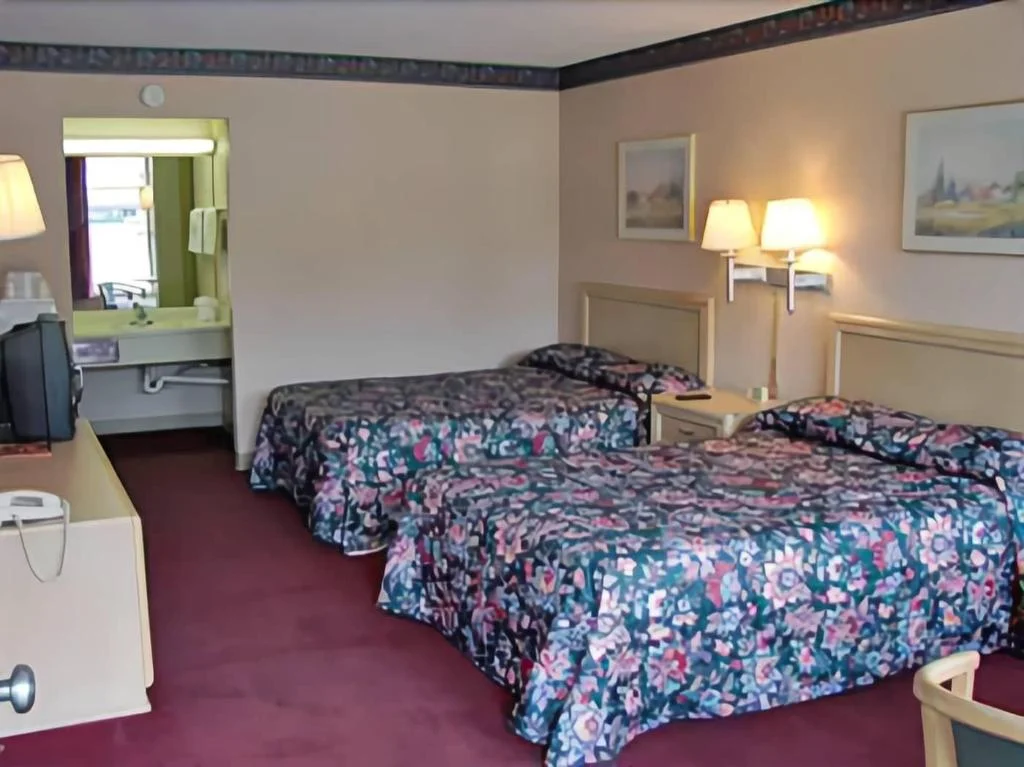 Green Valley Hotel hotel interior