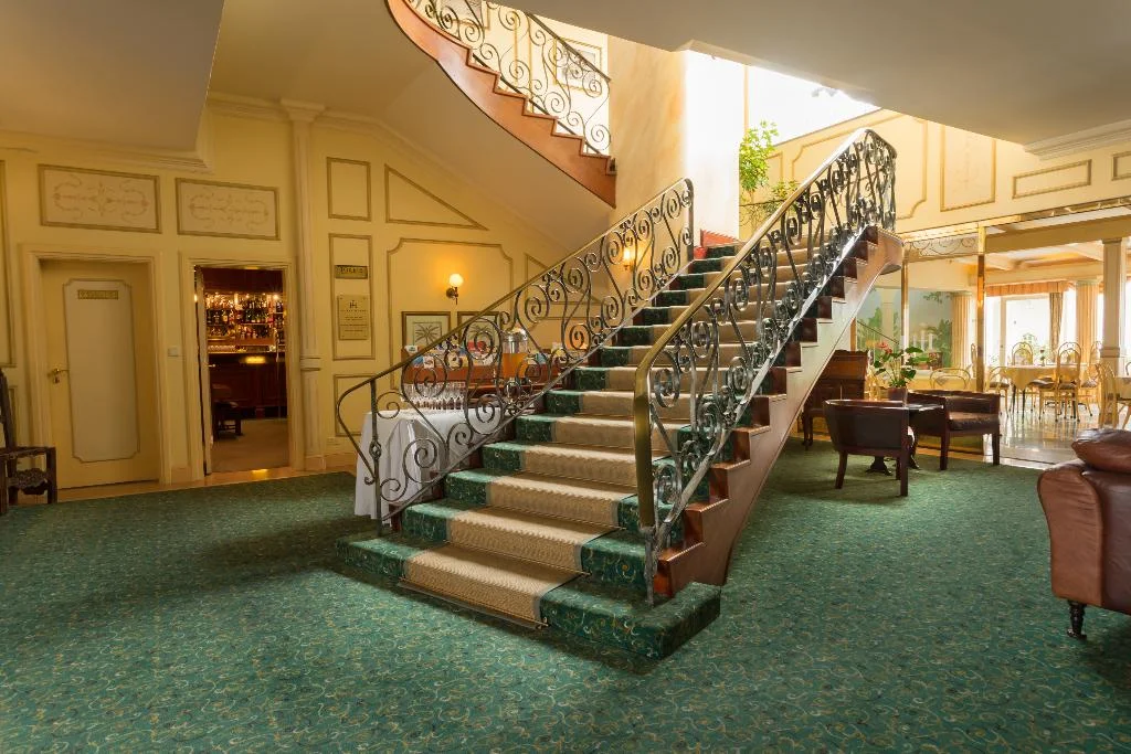 Hansa Hotel hotel interior