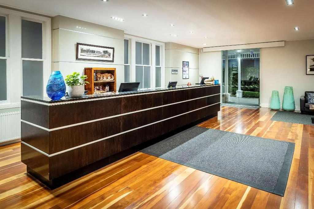 Hilton Lake Taupo hotel interior