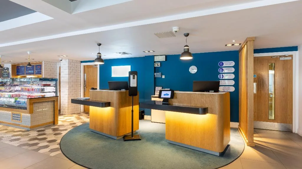 Holiday Inn Express Dresden City Centre hotel interior