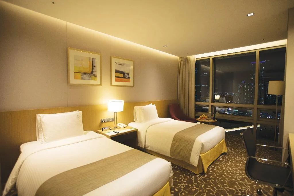 Holiday Inn Incheon Songdo hotel interior