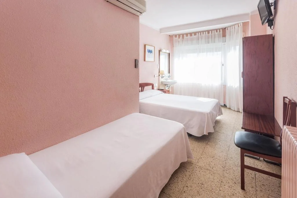 Hostal Solar hotel interior