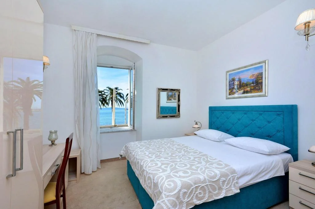 Hotel Adriana hotel interior