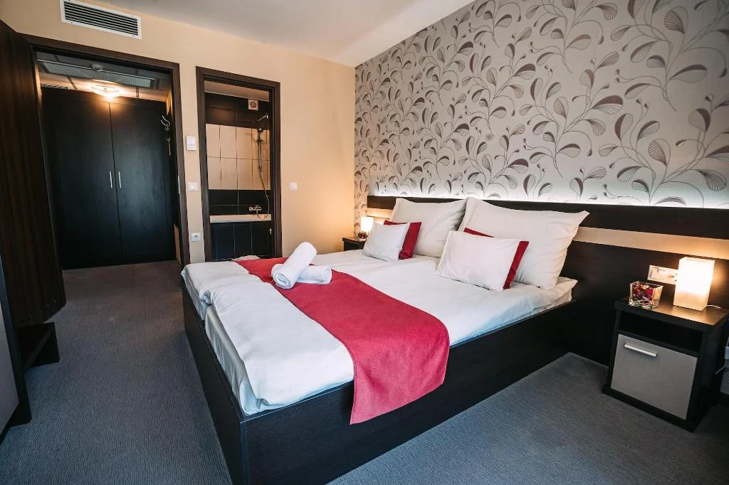 Hotel Auris hotel interior