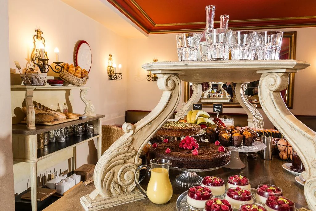 Hotel Cavendish hotel interior