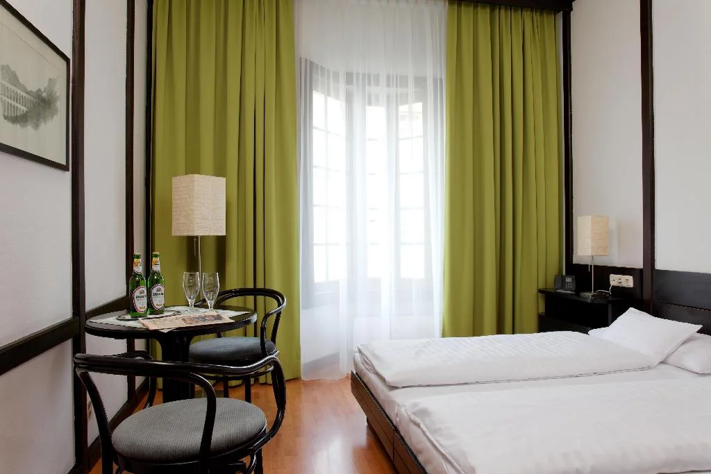 Hotel Central hotel interior
