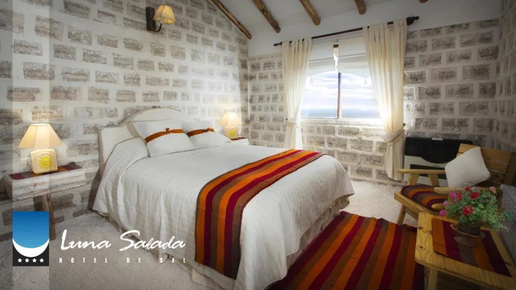 Hotel de Sal Luna Salada hotel interior