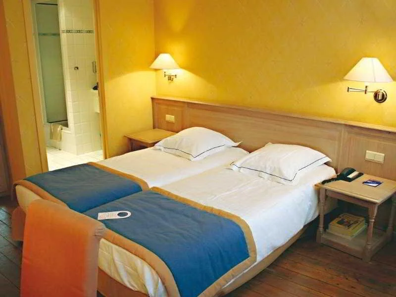 Hotel Gravensteen hotel interior