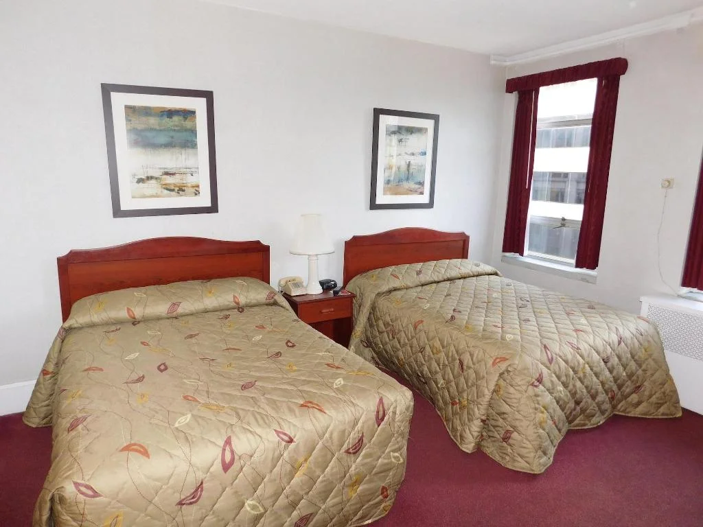 Hotel Harrington hotel interior