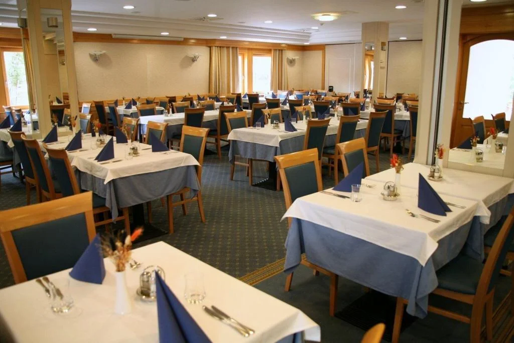 Hotel Jezero hotel interior
