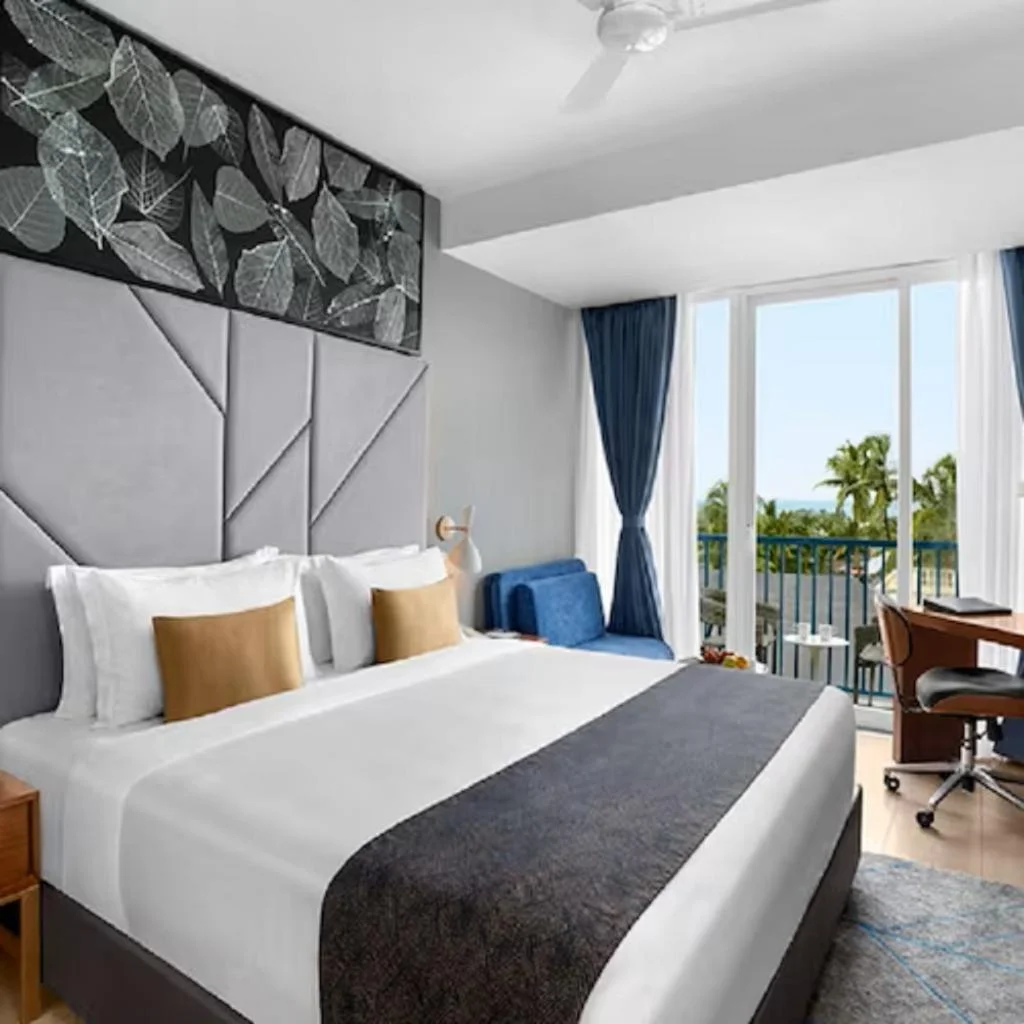 Hotel Le Mandarin hotel interior