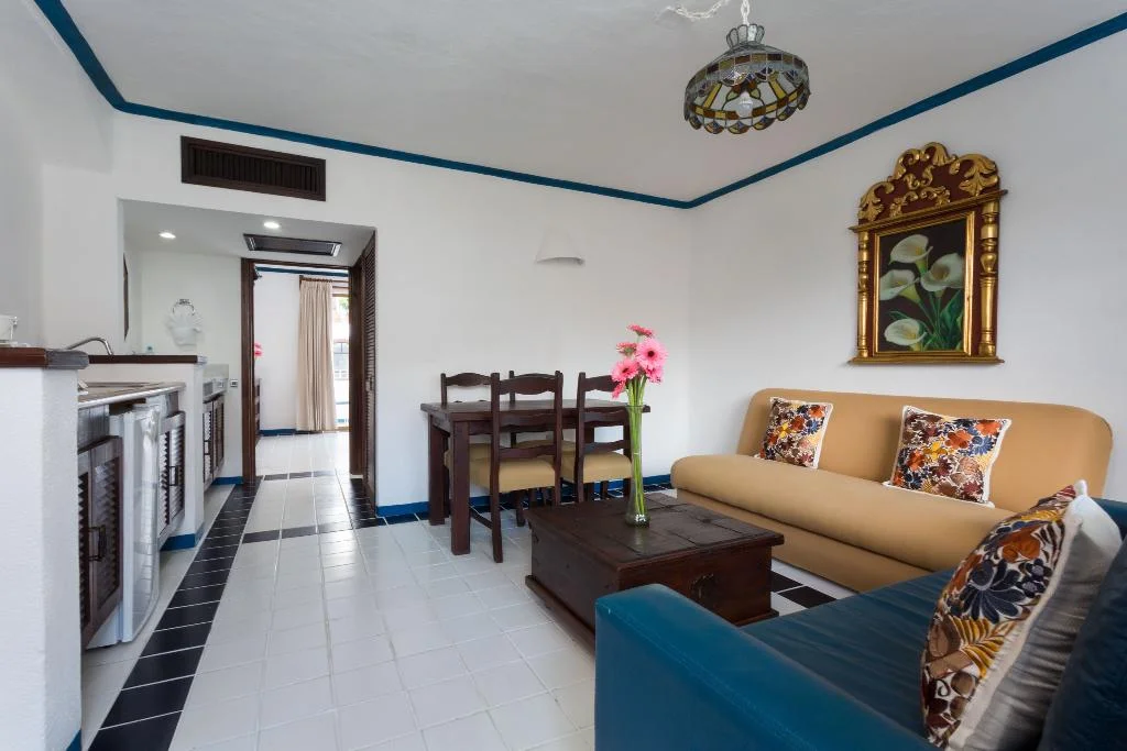 Hotel Los Arcos hotel interior