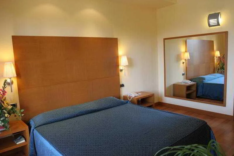 Hotel Luna hotel interior