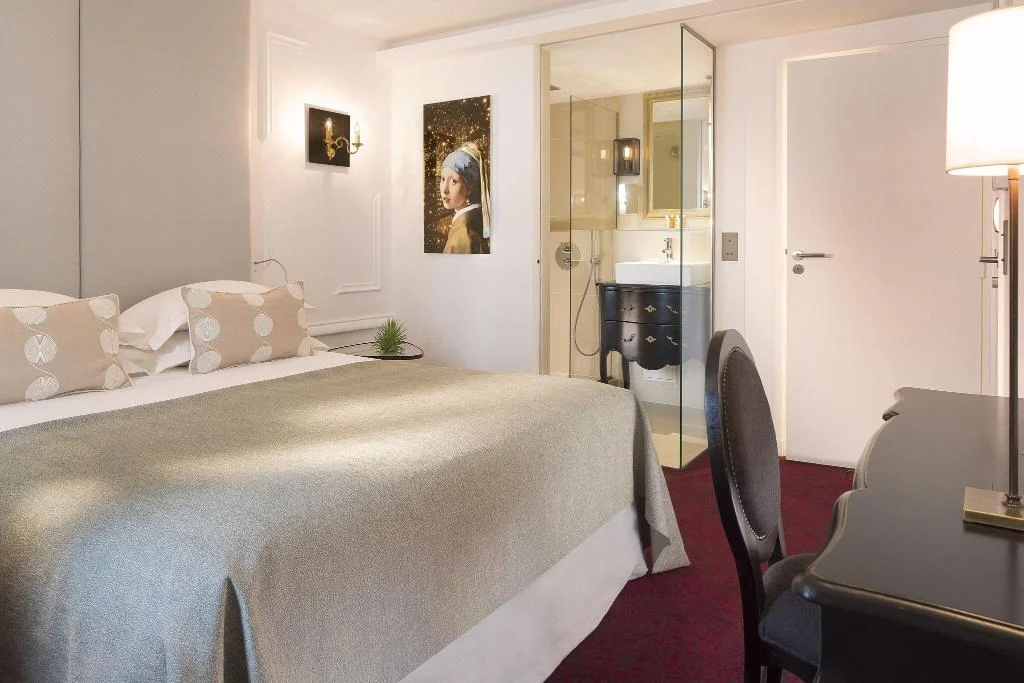 Hotel Moliere hotel interior