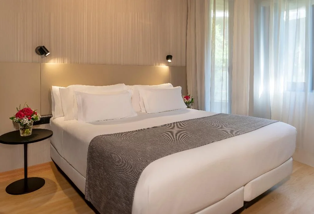 Hotel Palome hotel interior