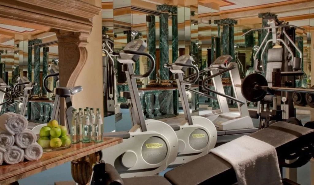 Hotel Raphael hotel interior